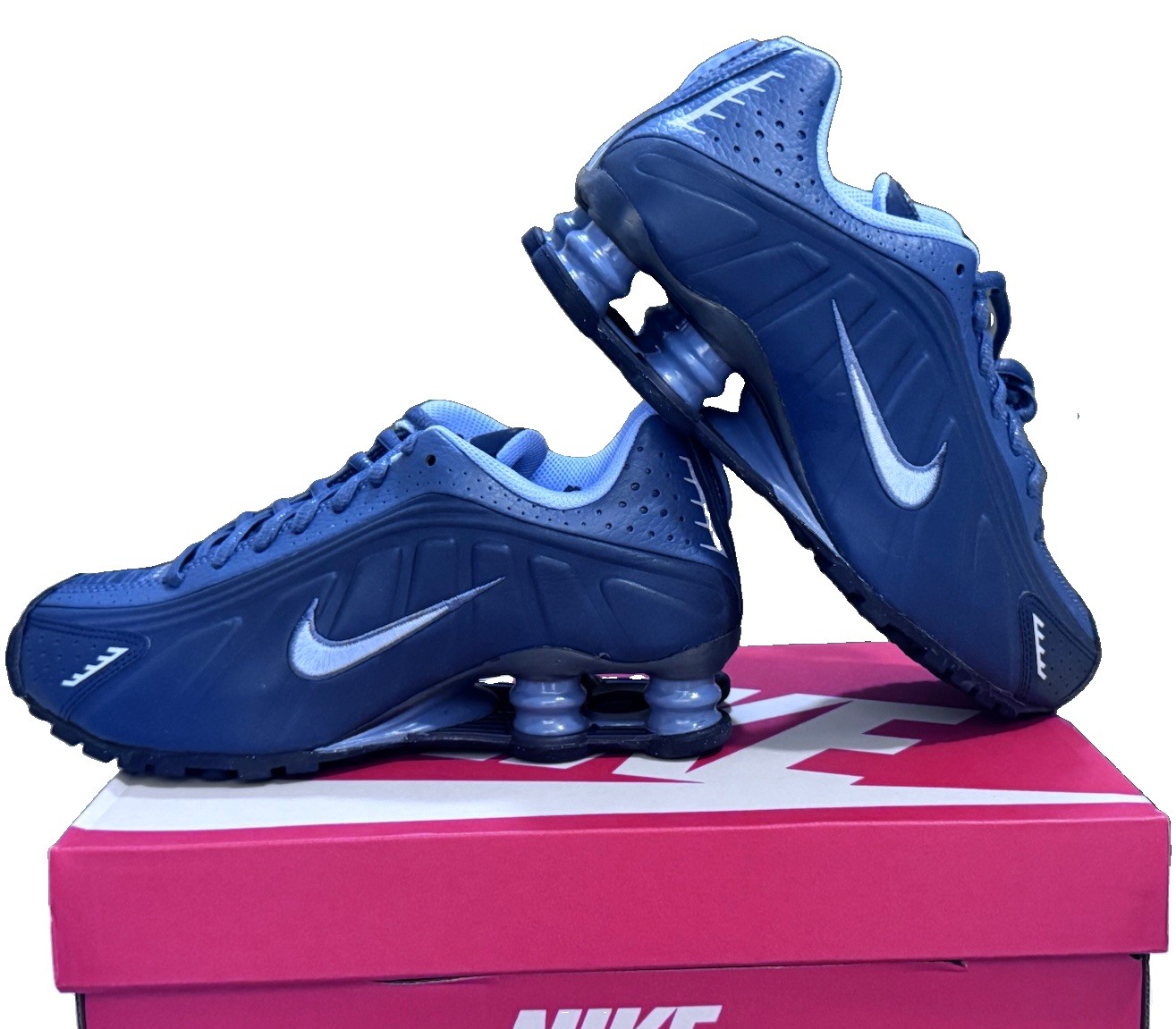 Nike Shox R4 (GS) Obsidian/Aluminum IM6973-451 Size 5.5 Youth Woman’s 7