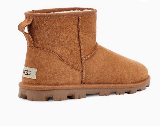 NEW UGG Essential Boots Women’s Size 5 M Tan Chestnut Bootie 1115030