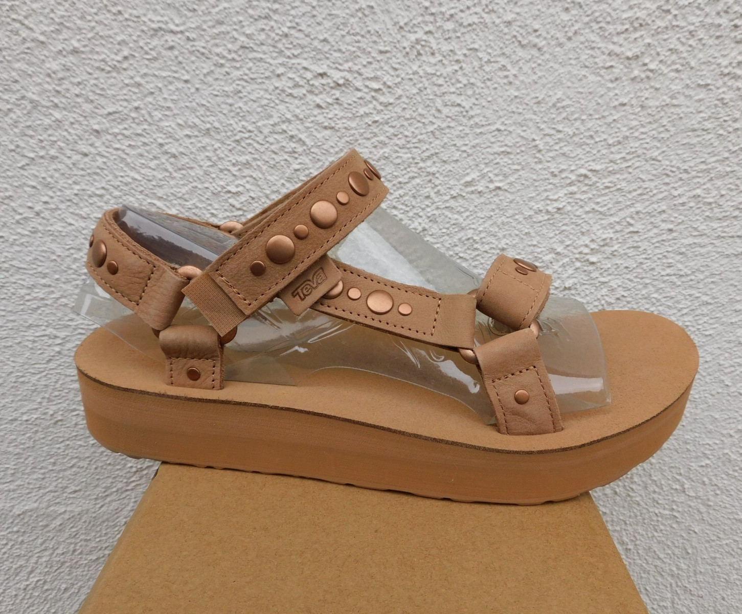 TEVA TANZINE MIDFORM UNIVERSAL STUDDED LEATHER SANDALS, WOMEN US 6/ EUR 37 ~NEW