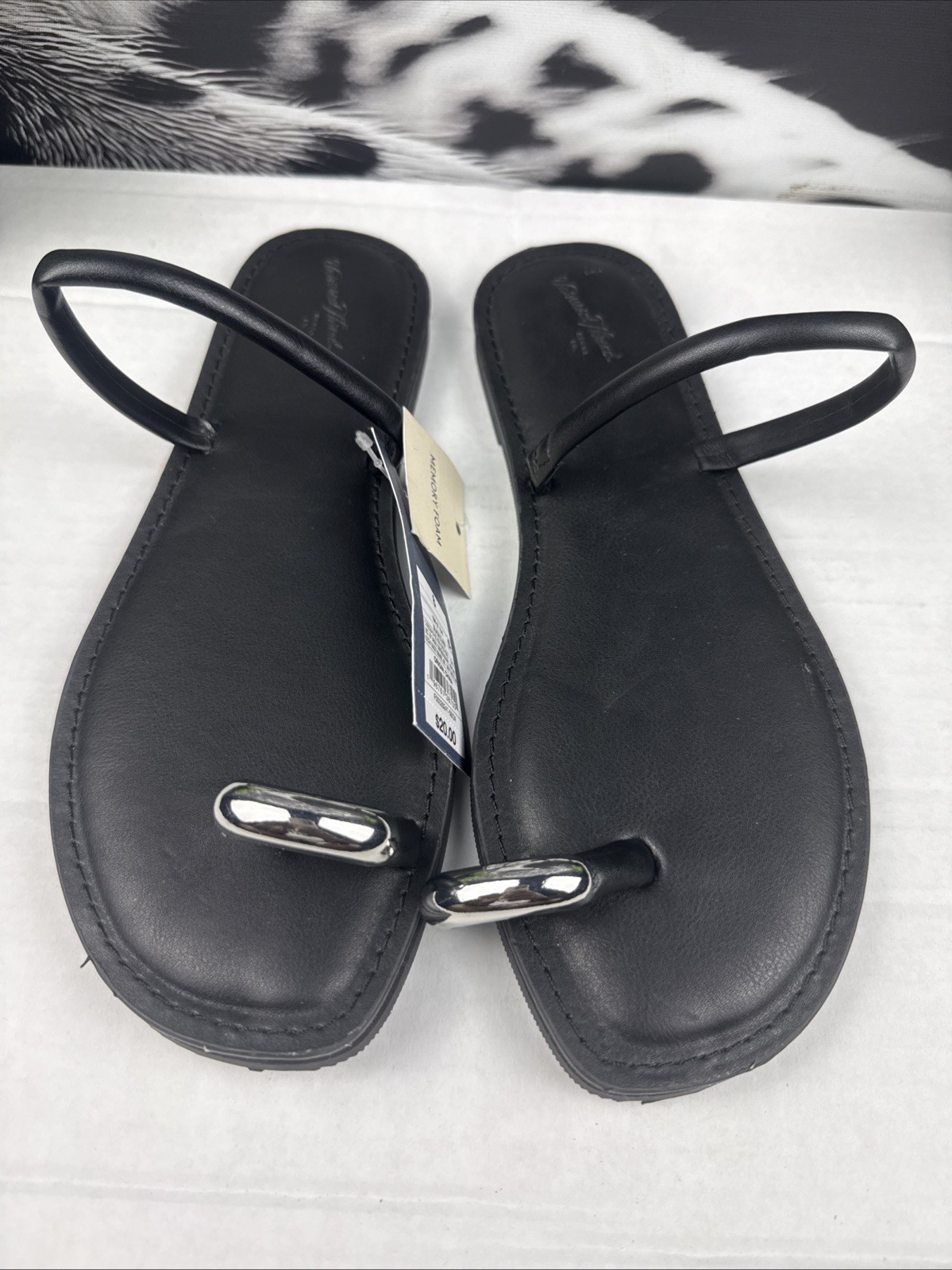 Women’s Clara Toe Ring Sandals Universal Thread Black Metallic Silver Size 8