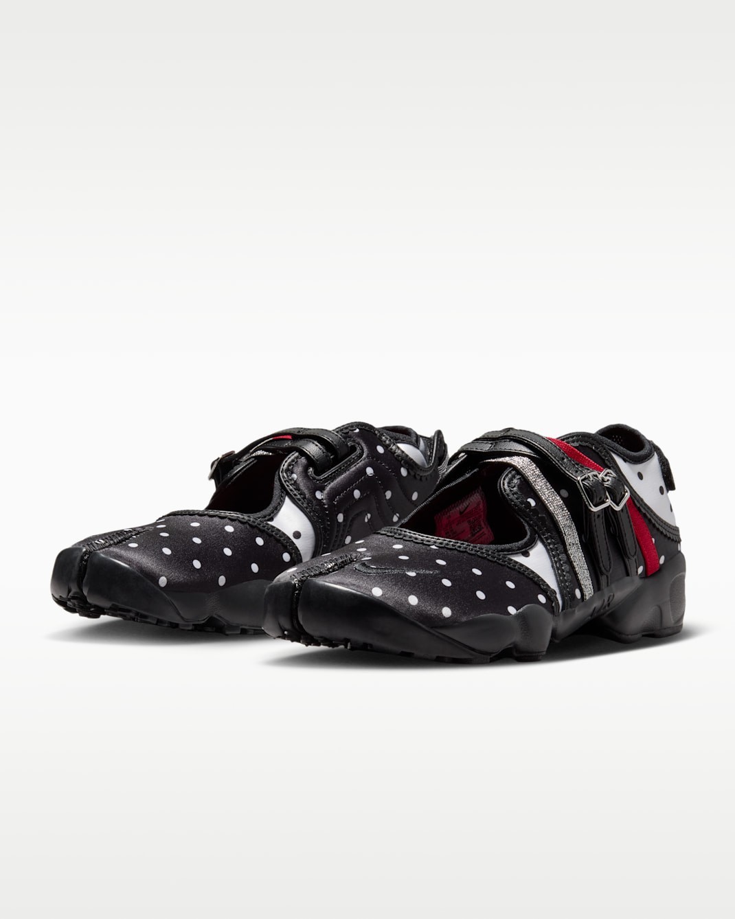 NIKE Women’s Air Rift Breeze IW2344-001 Black Black Metallic Silver Black