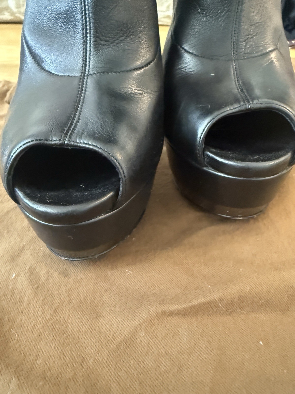 Tom Ford Era GUCCI Ankle Boots Peep Toe Stiletto Platform Black Leather Sz 40