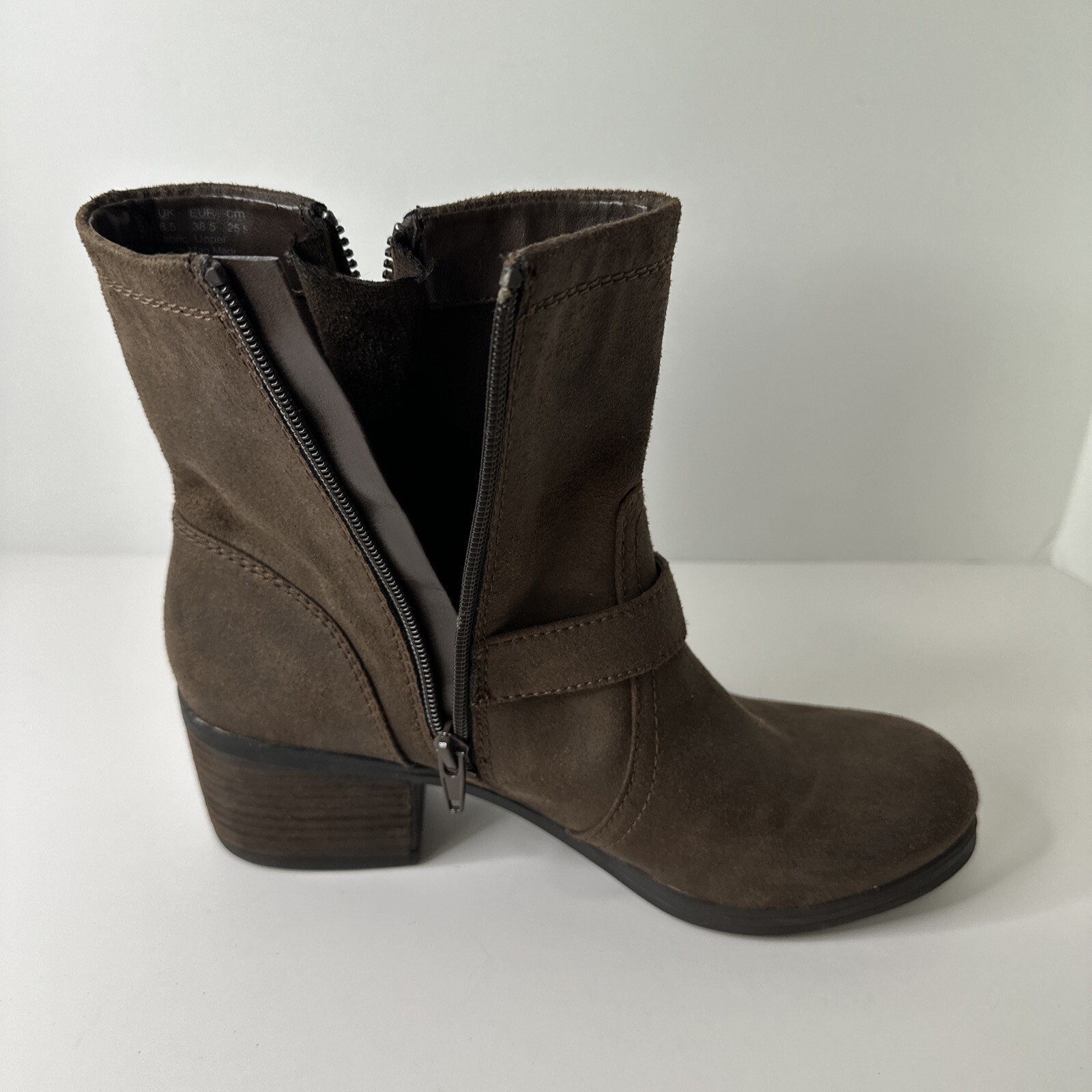 Carlos By Carlos Santana Rolla Bootie Womans Size 8.5 Zip Up/ Buckle Casual Wear