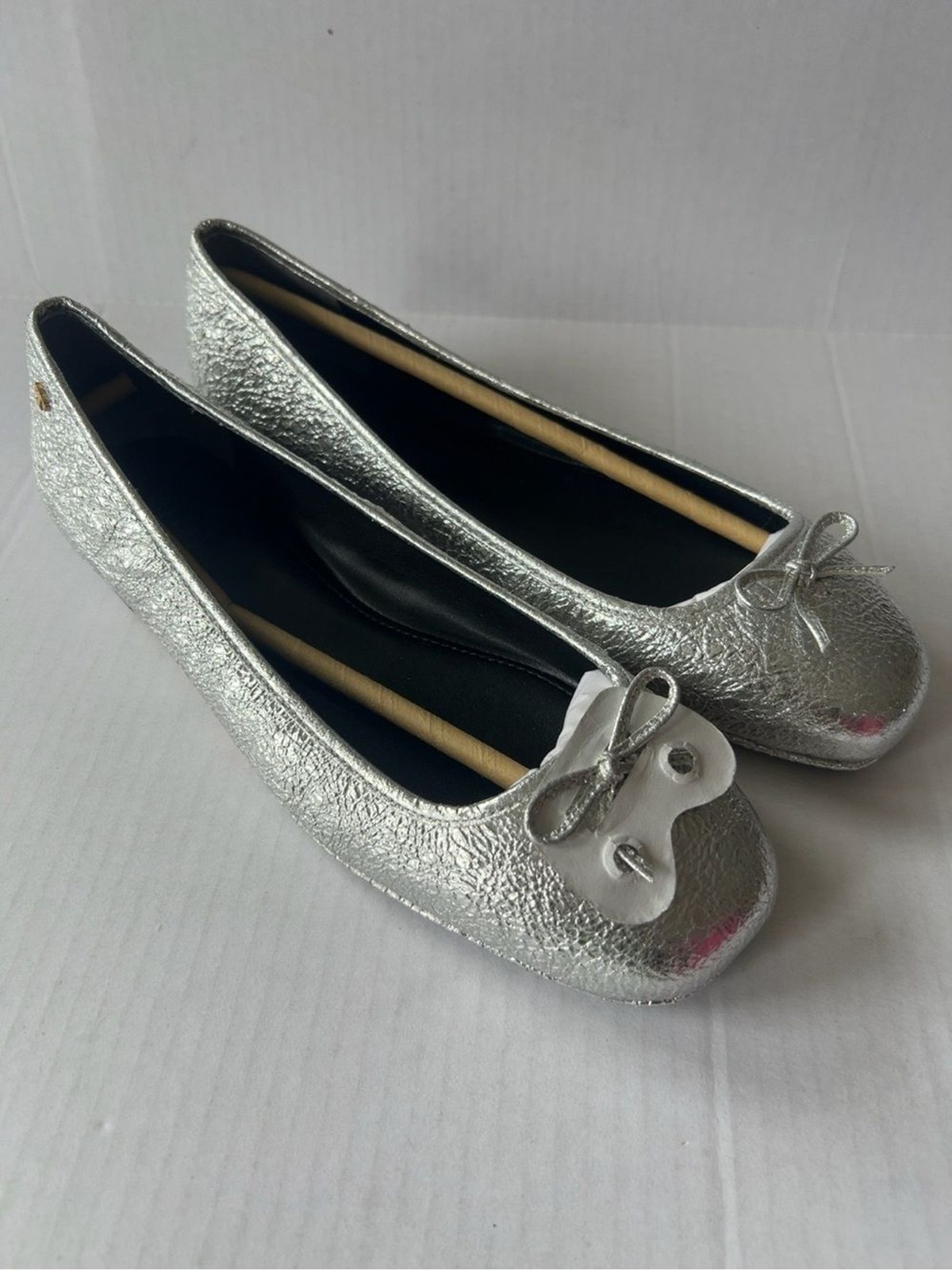 NEW Tory Burch Laila 2 Driver Ballet Flats Silver Crinkle Metallic Leather Shoes