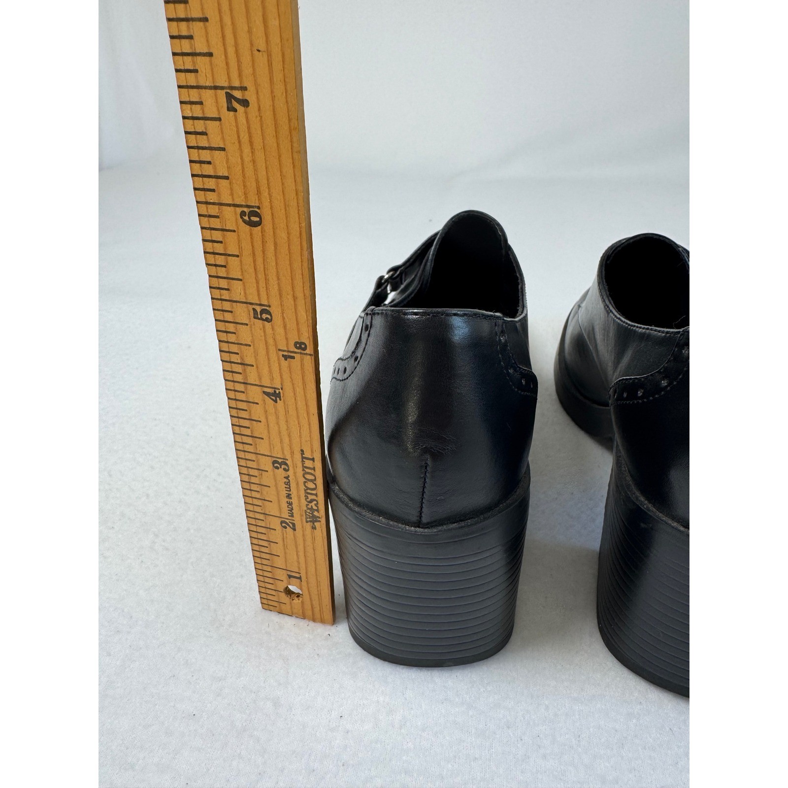 90s Vintage Mudd Womens 10M Platform Loafers Black Chunky Heel Square Toe Figure
