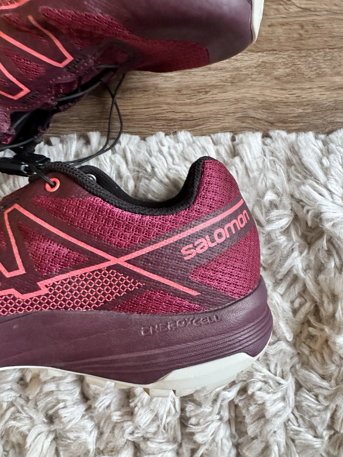 Salmon XA Takeo Maroon Hiking Shoes Women’s 8.5
