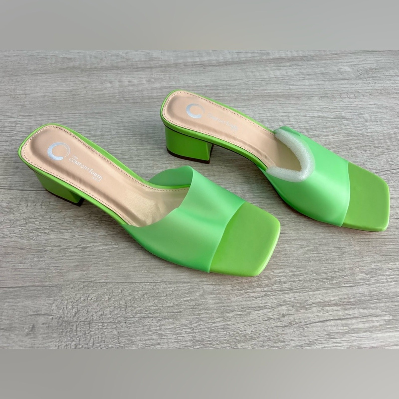 Journee Collection Jaydin Tru Comfort Foam Slip On Block Heel Sandals Size 8