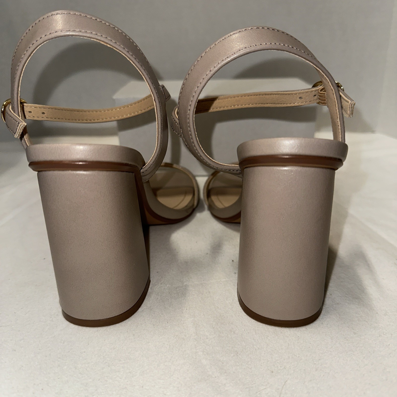 Journee Collection Women’s Tivona Square Toe Sandals Taupe Shoe Size 7M