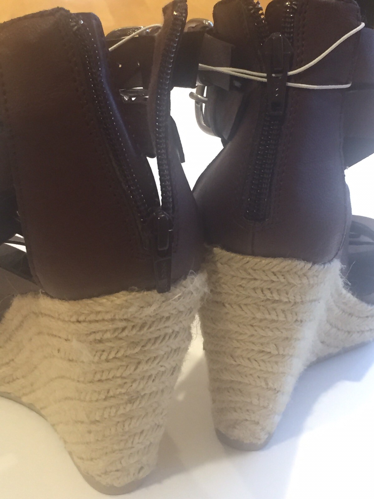 Women’s sz 6.5 Brown Sandal DV DOLCE VITA Leather Strappy Ankle Strap Wedge