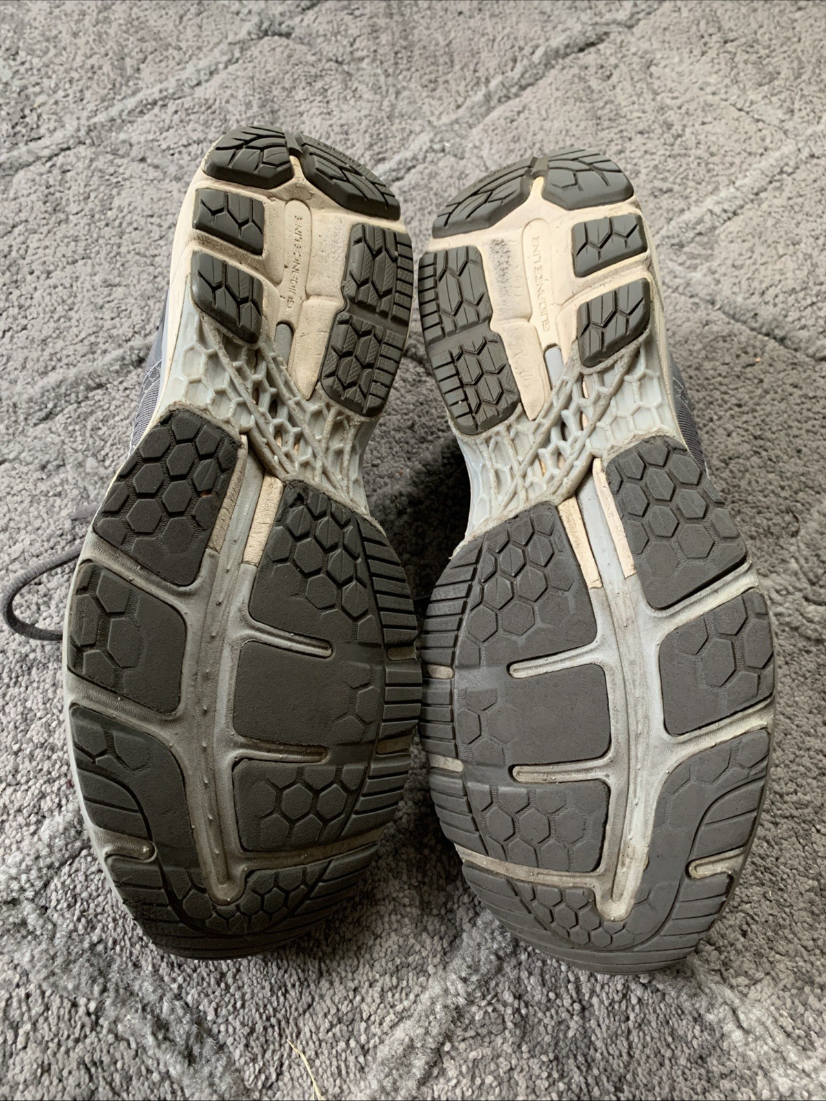 Asics Gel Kayano 25 Grey, Women’s Size 11, Men’s size 9/9.5, 1012A026