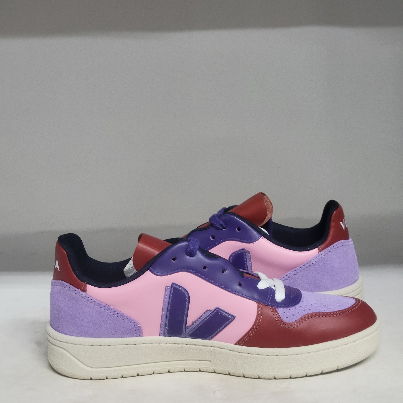 Veja x Make My Lemondade V-10 Guimauve Womens Size 9M