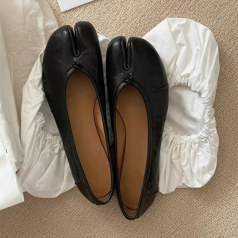 Fashion Soft Leather Split Toe Women Tabi Ballet Flats Comfortable Casual Loafer
