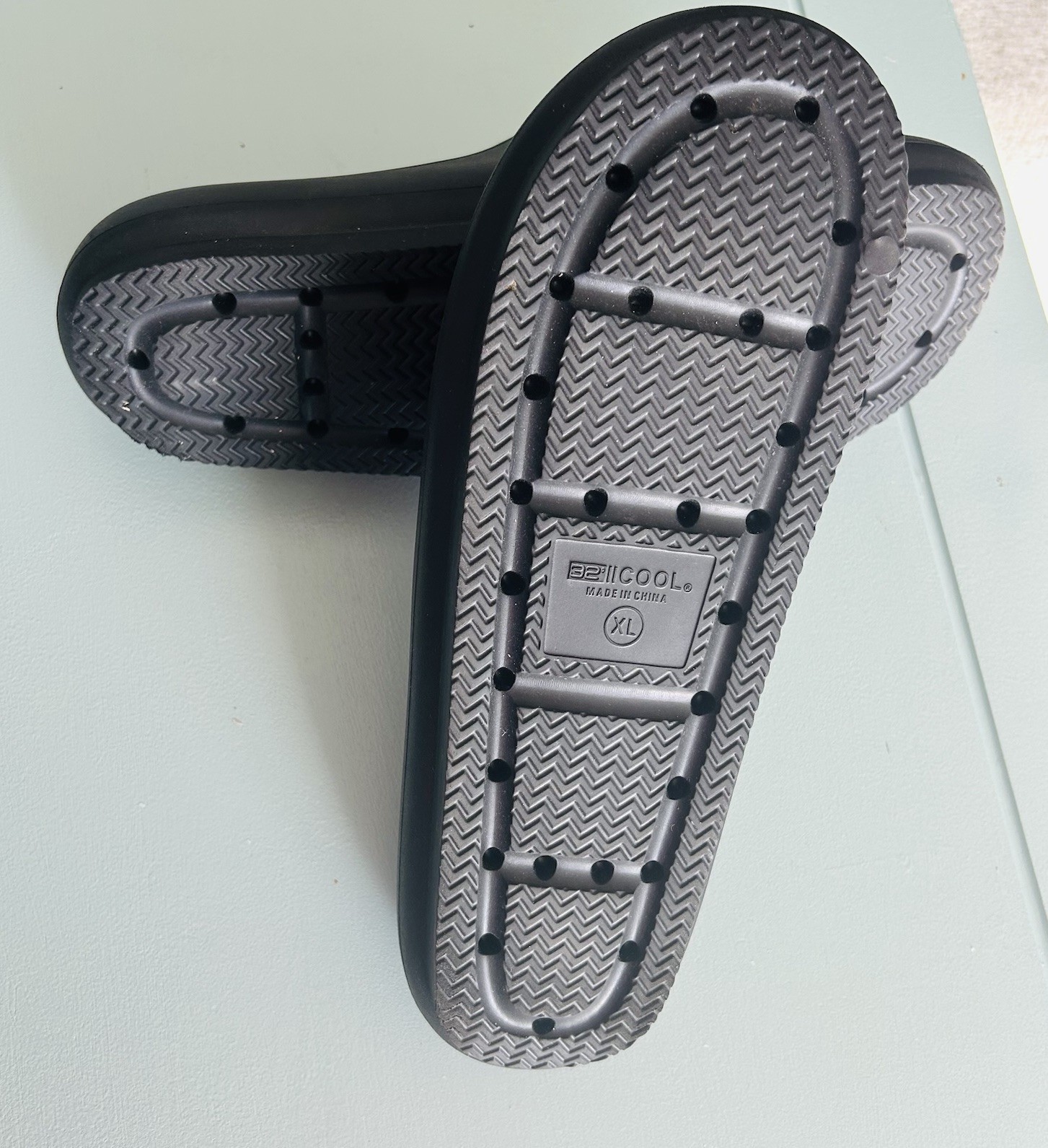 NEW Unisex 32 COOL Cushion Slide Women’s W11-12-M9-10 Sandals X Large Black