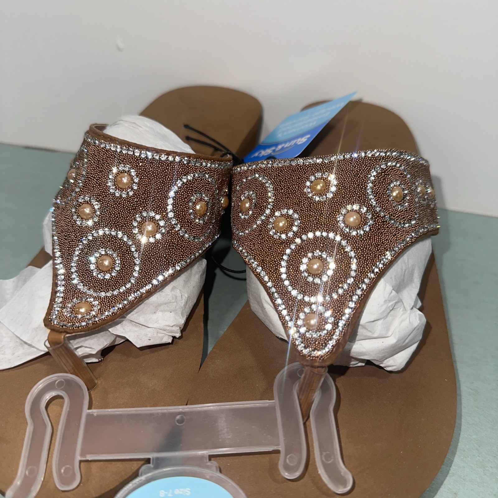Sun & Sky Women’s 7-8 Brown Embellished Wedge Thong Sandals NWT