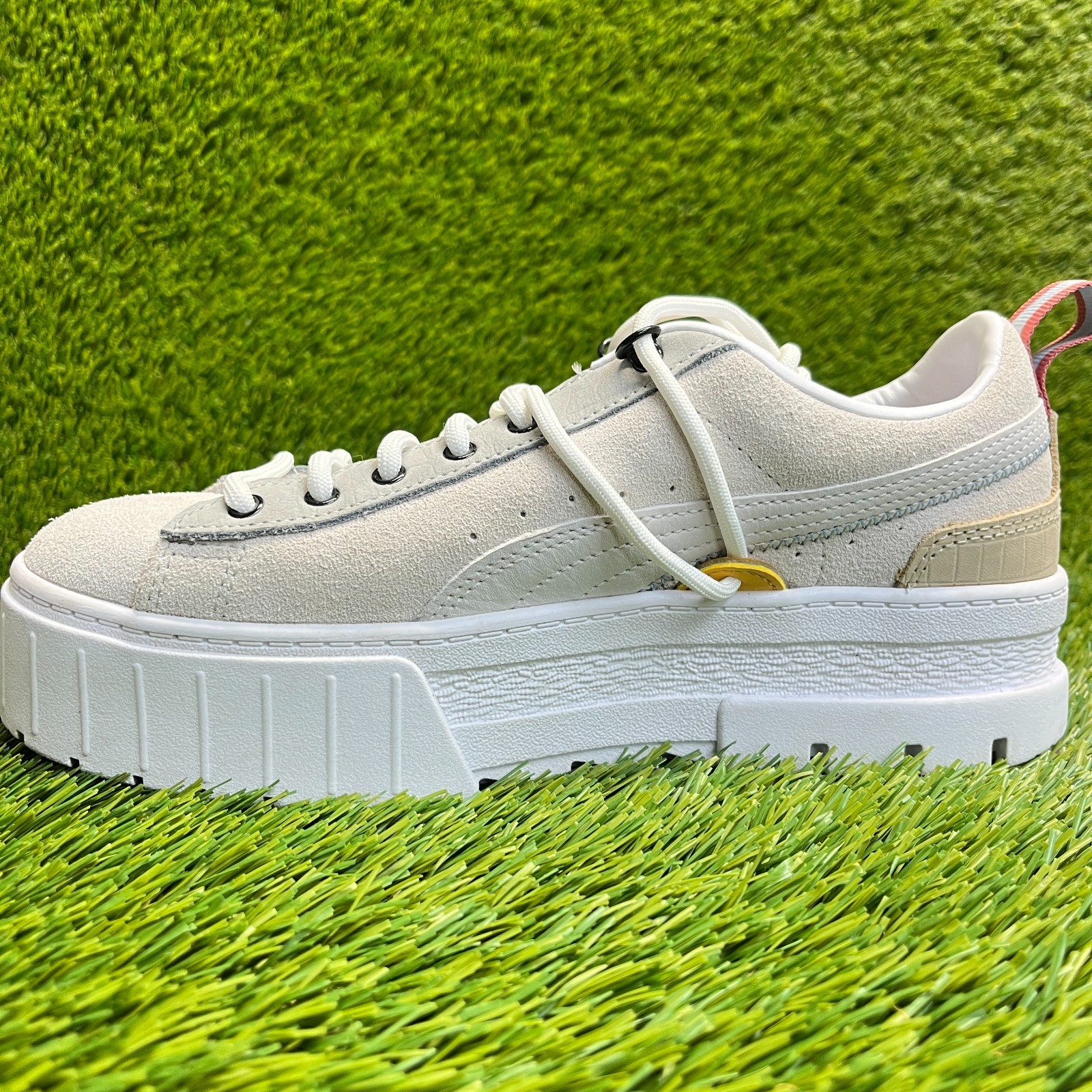 Puma Mayze Womens Size 8.5 Cream Gray White Athletic Training Shoes Sneakers