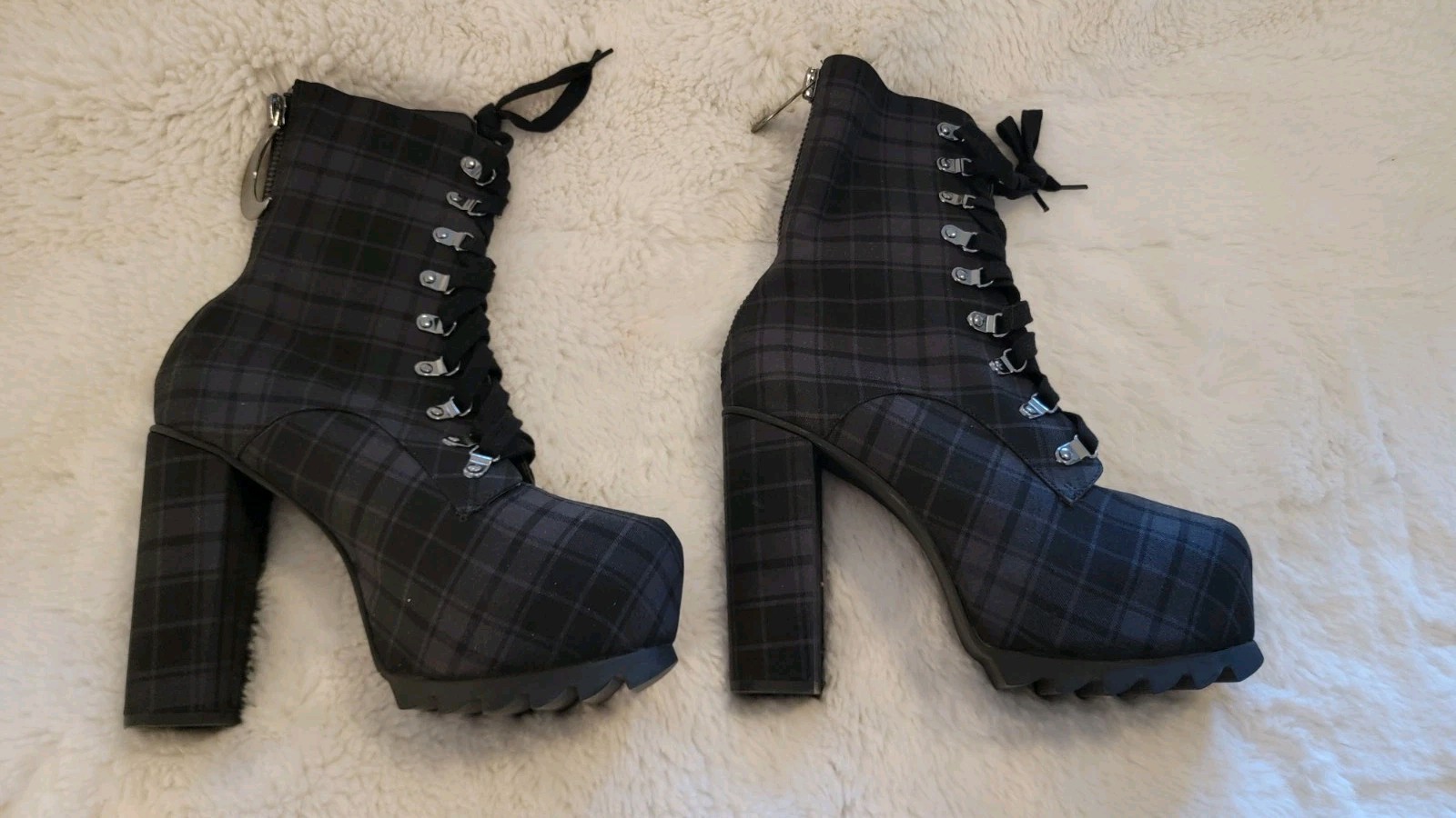 NWOT Killstar Black Grey Tartan Plaid Platform Boots Size 10