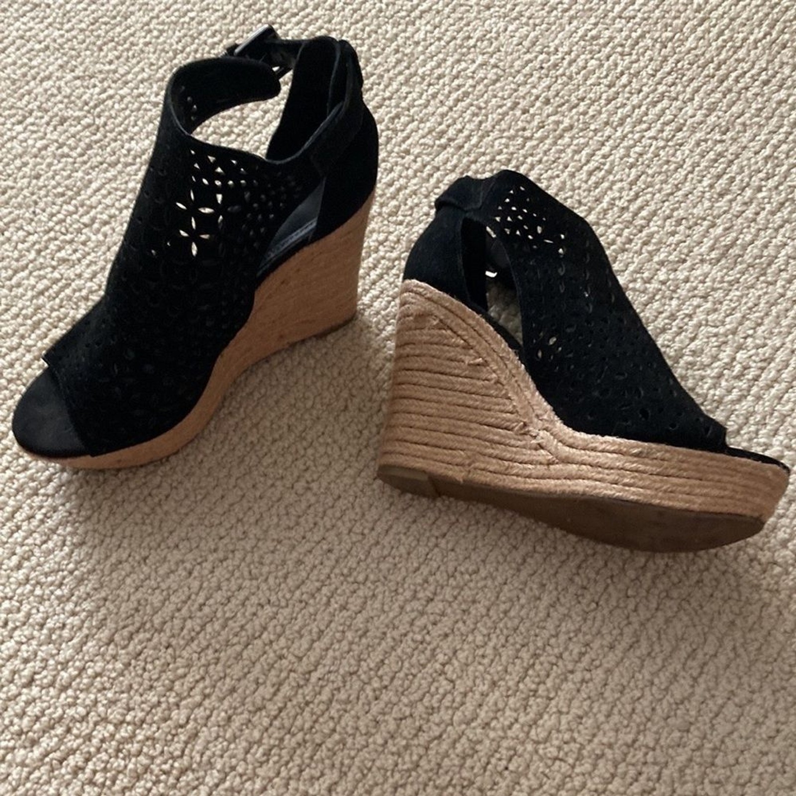 Marc Fisher Black Wedge Heels Espadrilles Sandals Rope Shoes Size 8 VEUC