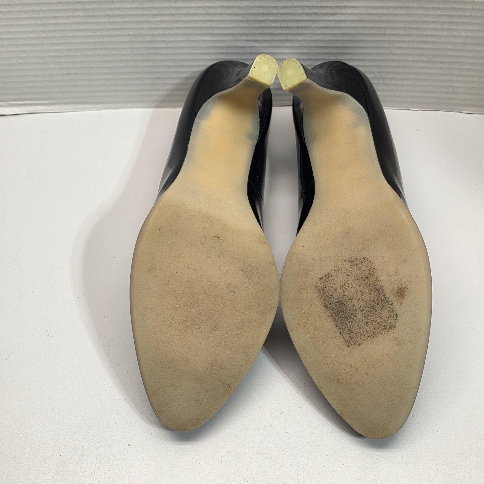 Heels Womens Size 9 Black Patent Leather Round Toe Stiletto Platform Pumps Saks