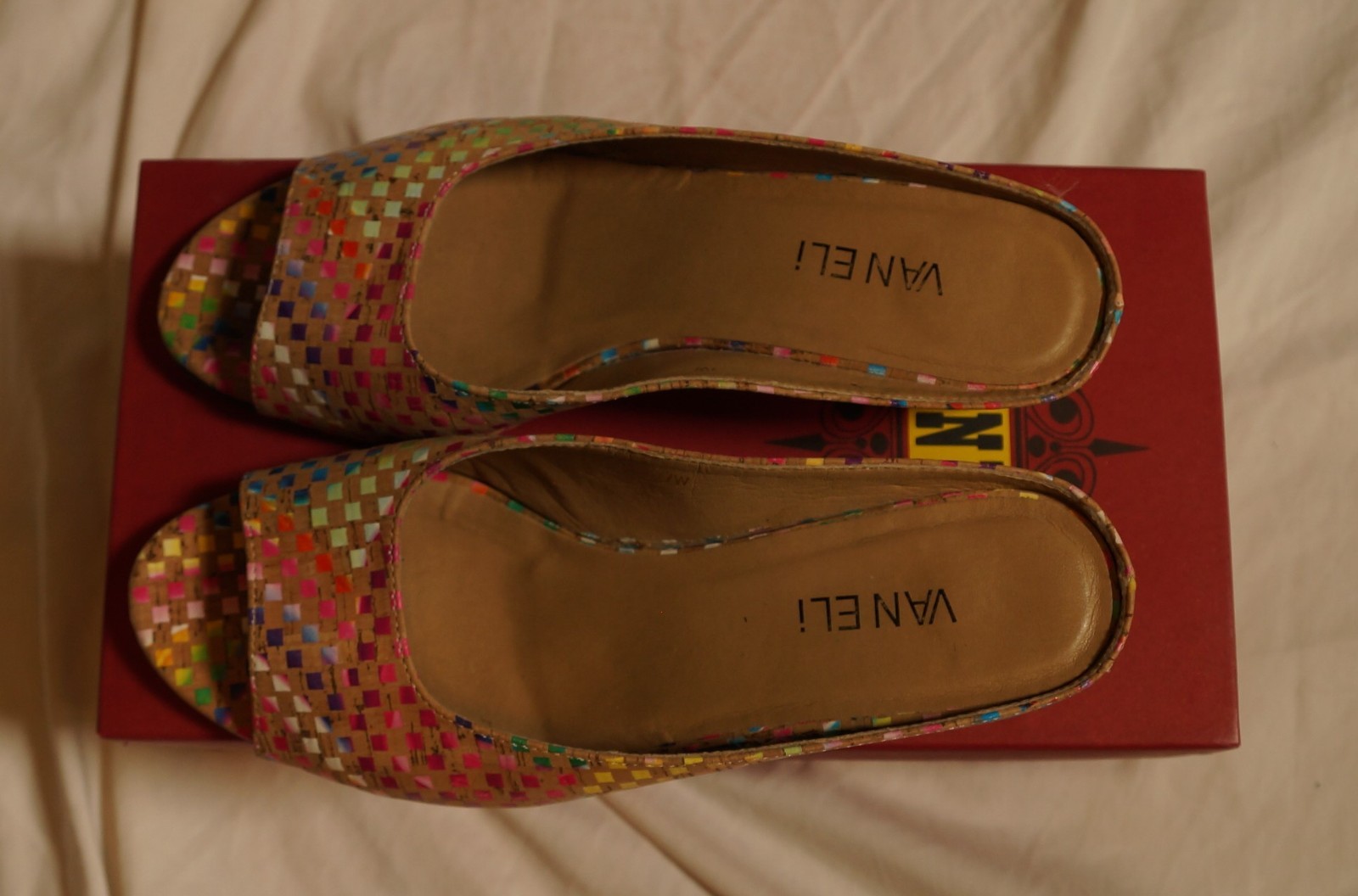 Vaneli Women’s Multicolor Cork Slide-on Sandal (7W)