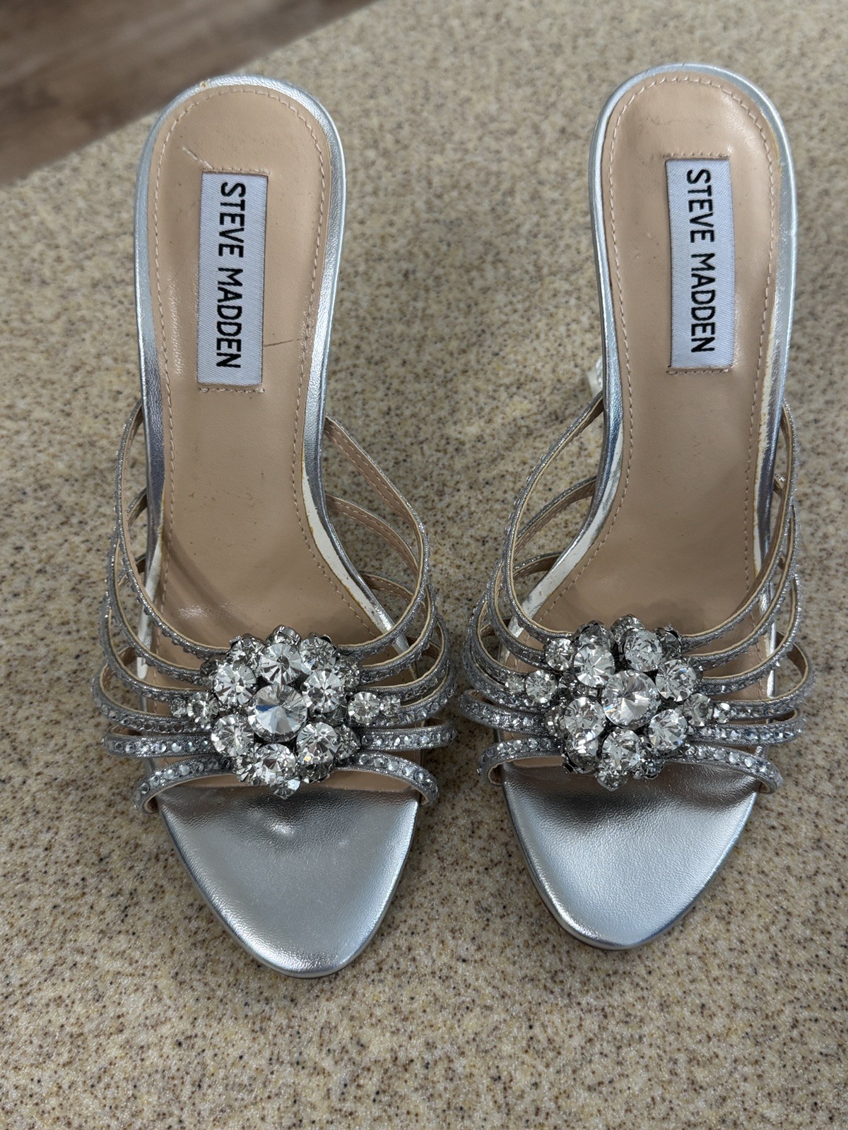 Steve Madden Silver Rhinestone Glass Bling Slip On Sandals 6 Clear Lucite Heels
