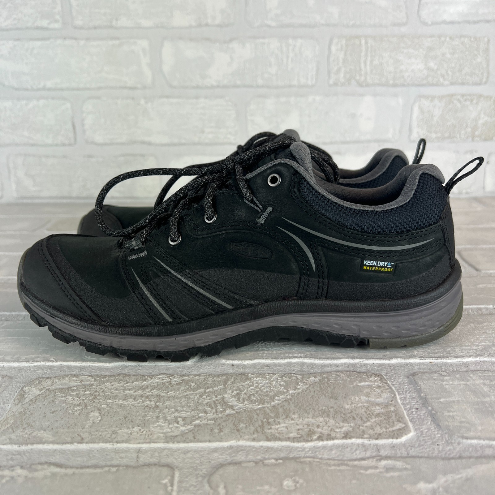 Keen Hiking Shoes Womens 8 Black Terradora Waterproof Low Top Lace Up Sneaker
