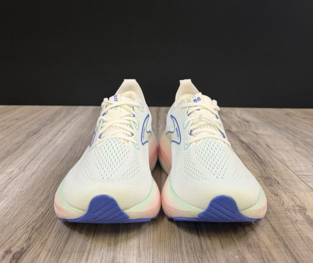 Brooks Glycerin 22 White Limpet Shell Women Running Size 10 1204341B110 NEW