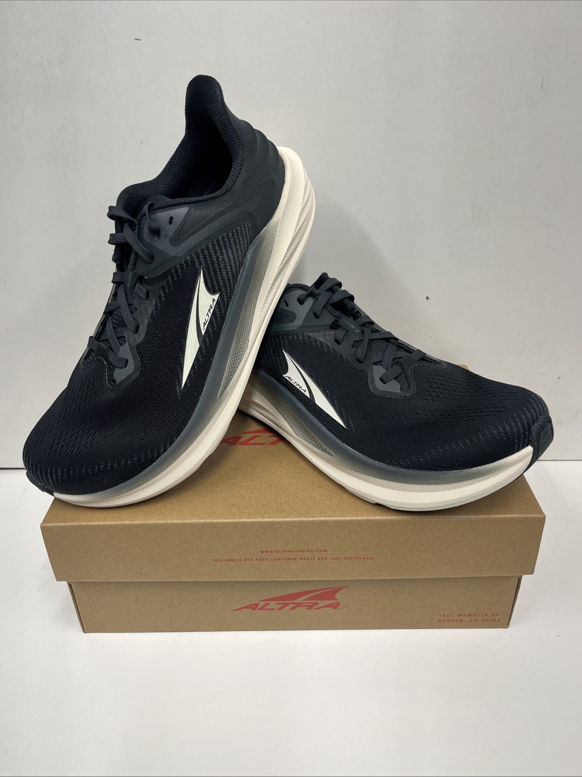 ALTRA Torin 8 Running Shoes Women’s Size 9.5 USED – CLEANED, with box