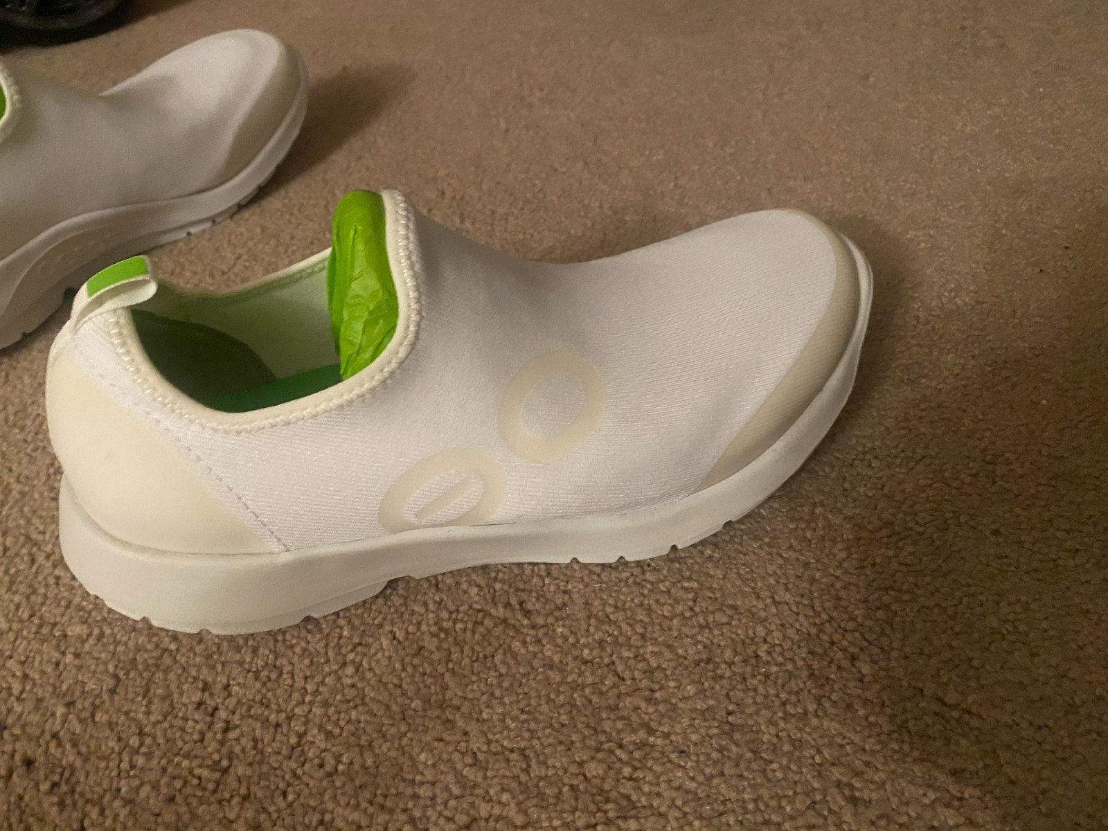 OOFOS OOmg Eezee Sport Shoes Womens, White Slip Ons, Multiple Sizes Available