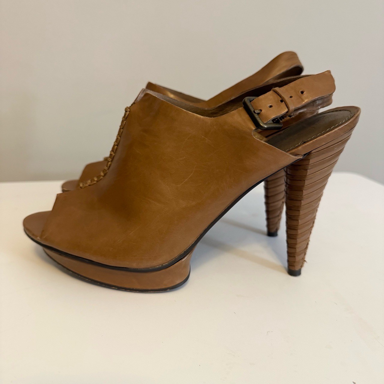 B Makowsky Peep Toe Heels Size 10 M Brown Ankle Strap Casual Workwear Versatile