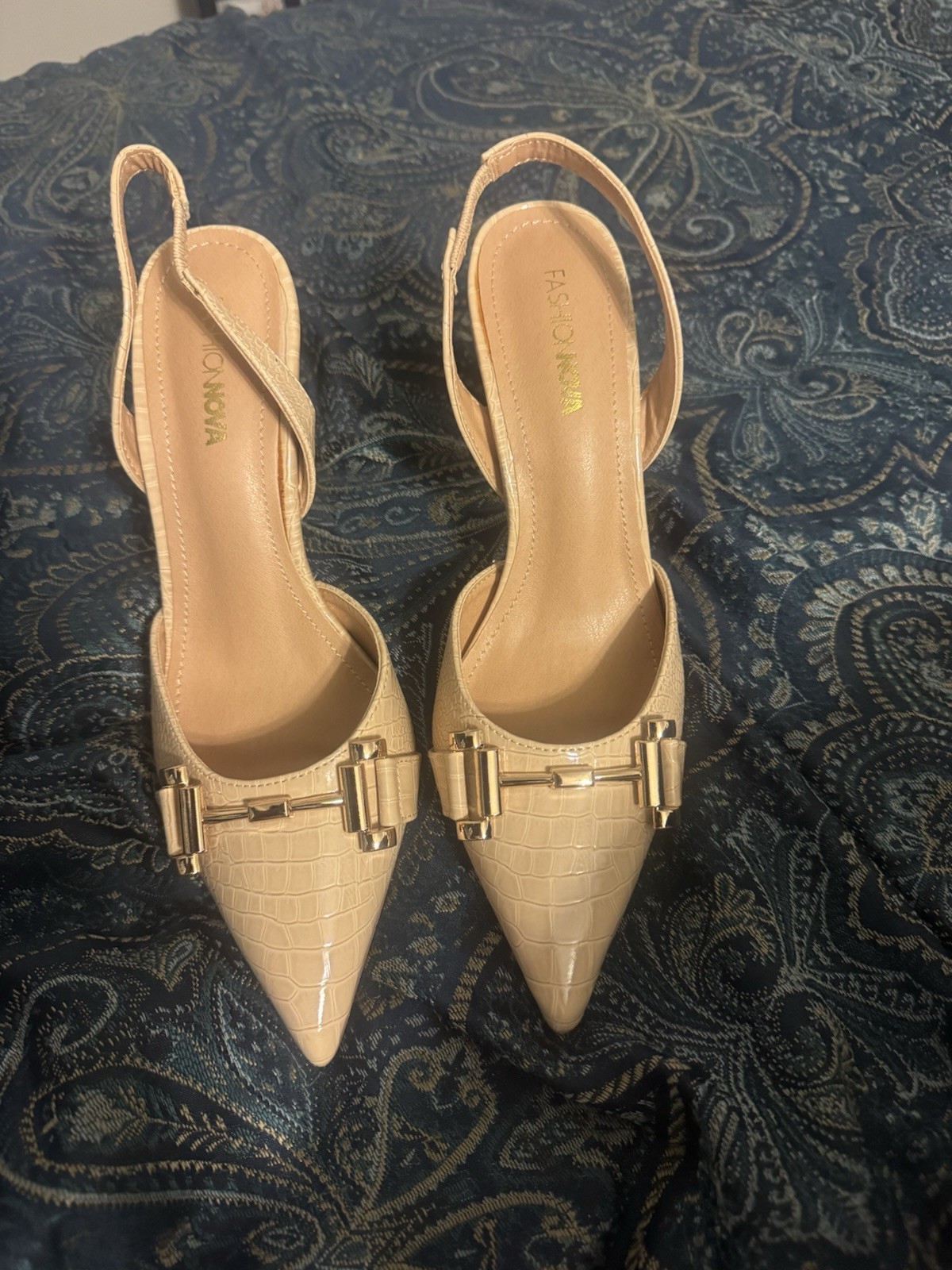 Fashion Nova Women’s Beige Croc Faux Leather Pointed Toe Slingback 7.5