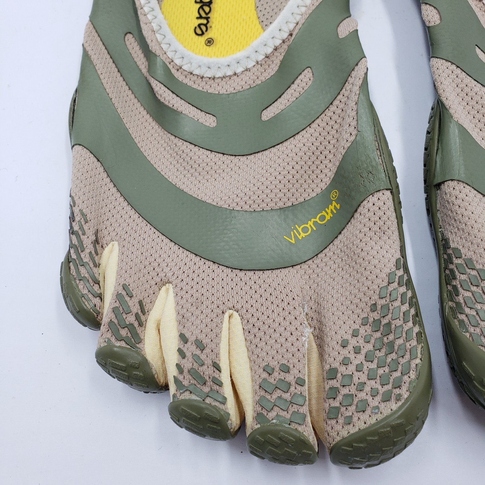 Vibram FiveFingers Shoes Womens 40 US 8.5 9 Green Khaki Barefoot Minimalist Run