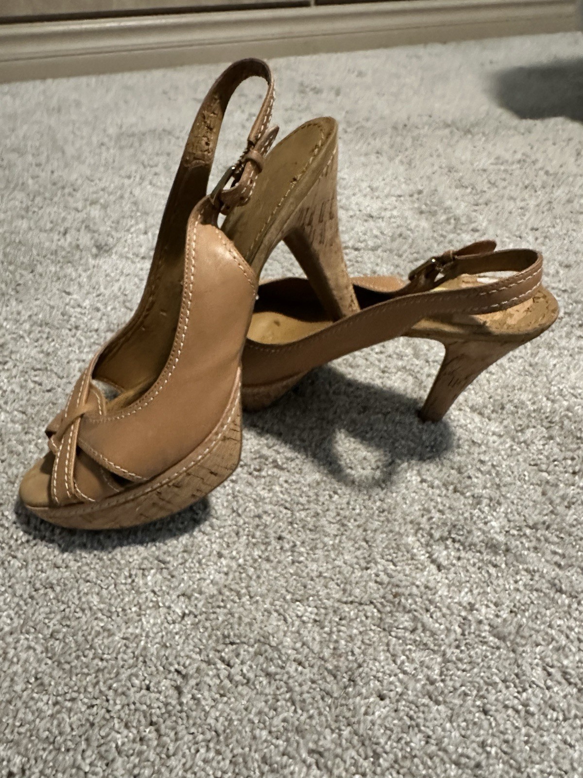 Nine West Toupe Tan high heels pumps size 9M Peep Toe Buckle