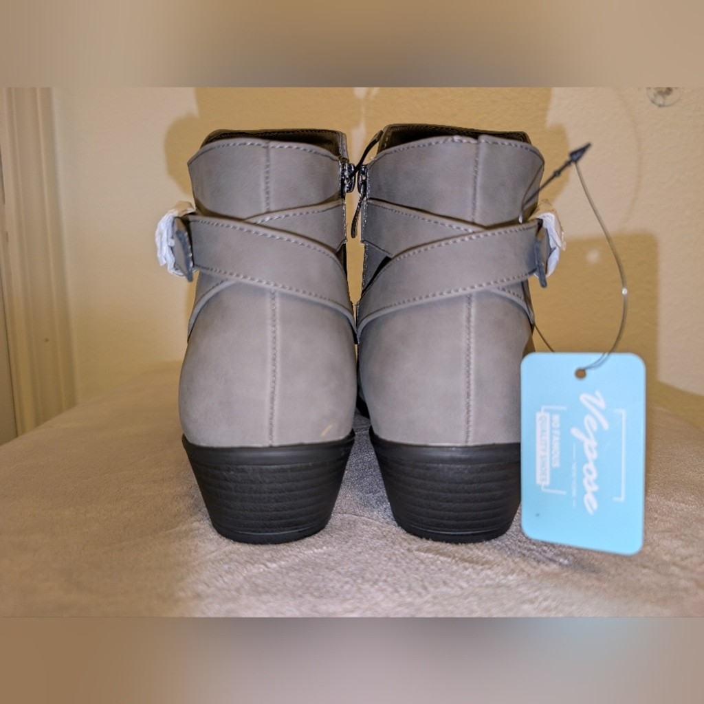 New Vepose Women’s 911 Ankle Boots Size 11