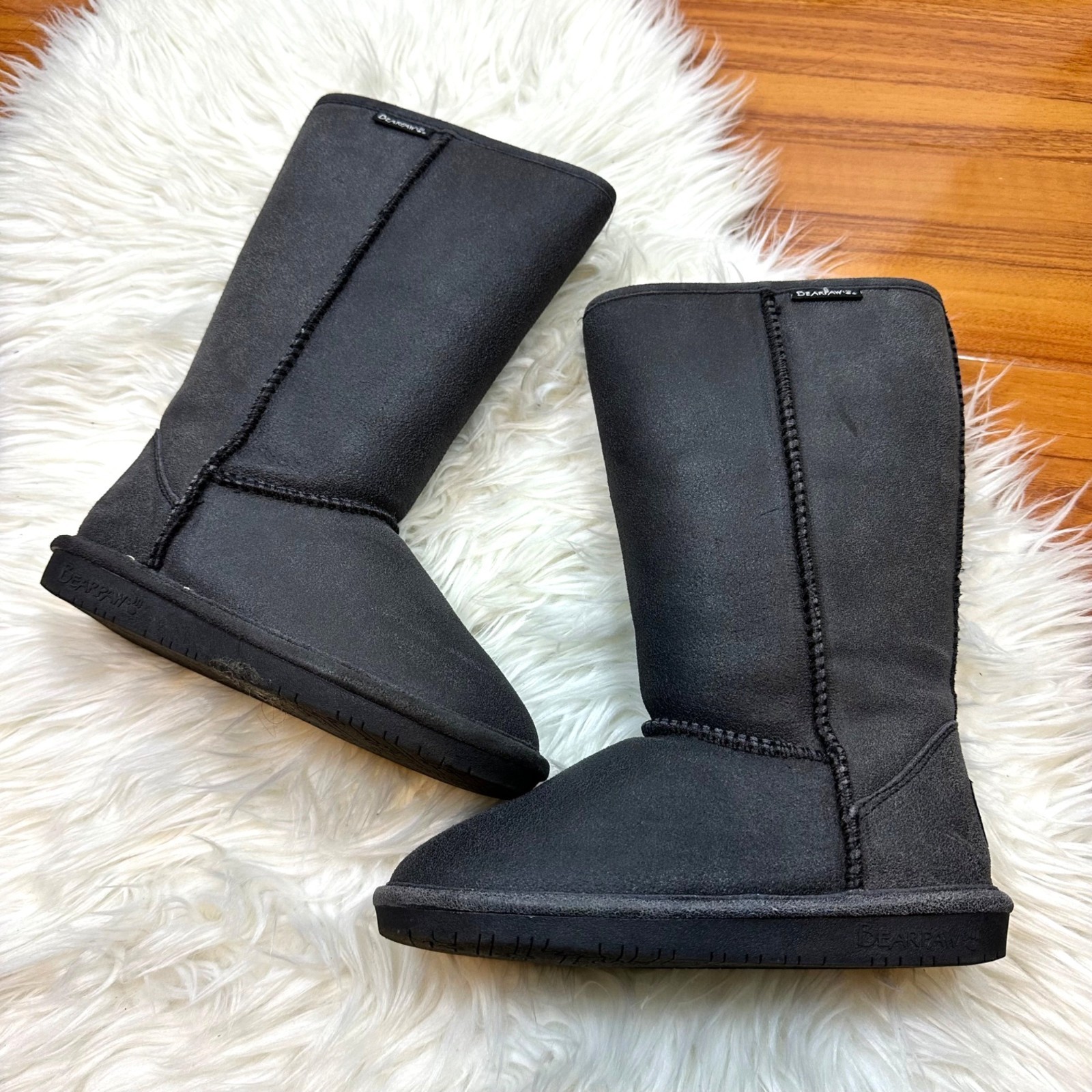 Bearpaw Emma Tall Gray Boots Womens Size 6 Fuzzy Cozy Comfort Winter Fall