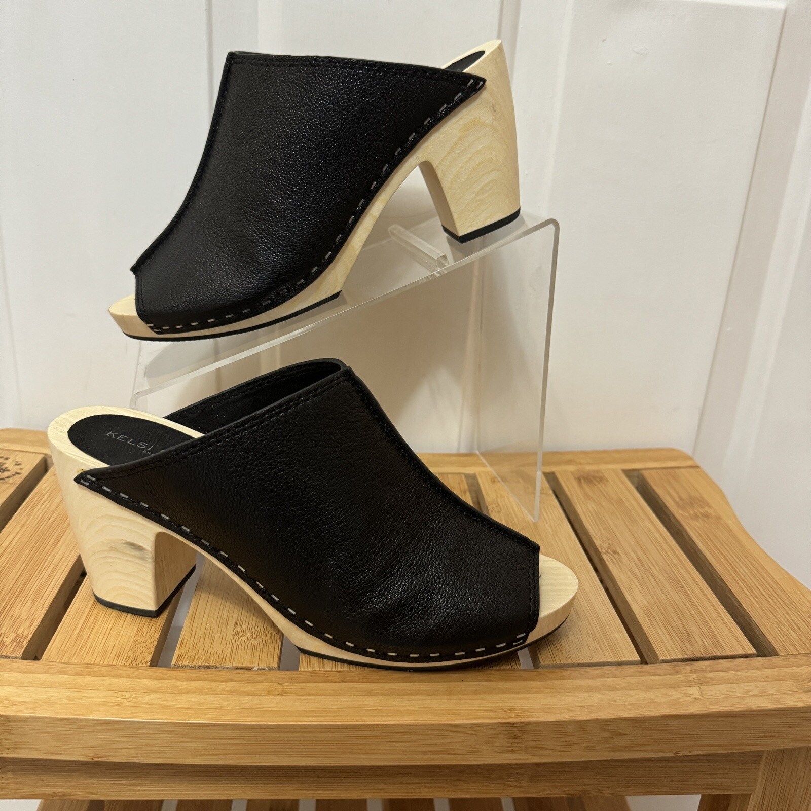 Kelsi Dagger 8 Boulder Mules Clogs Open Toe Black Leather Wooden 3.25 Heel