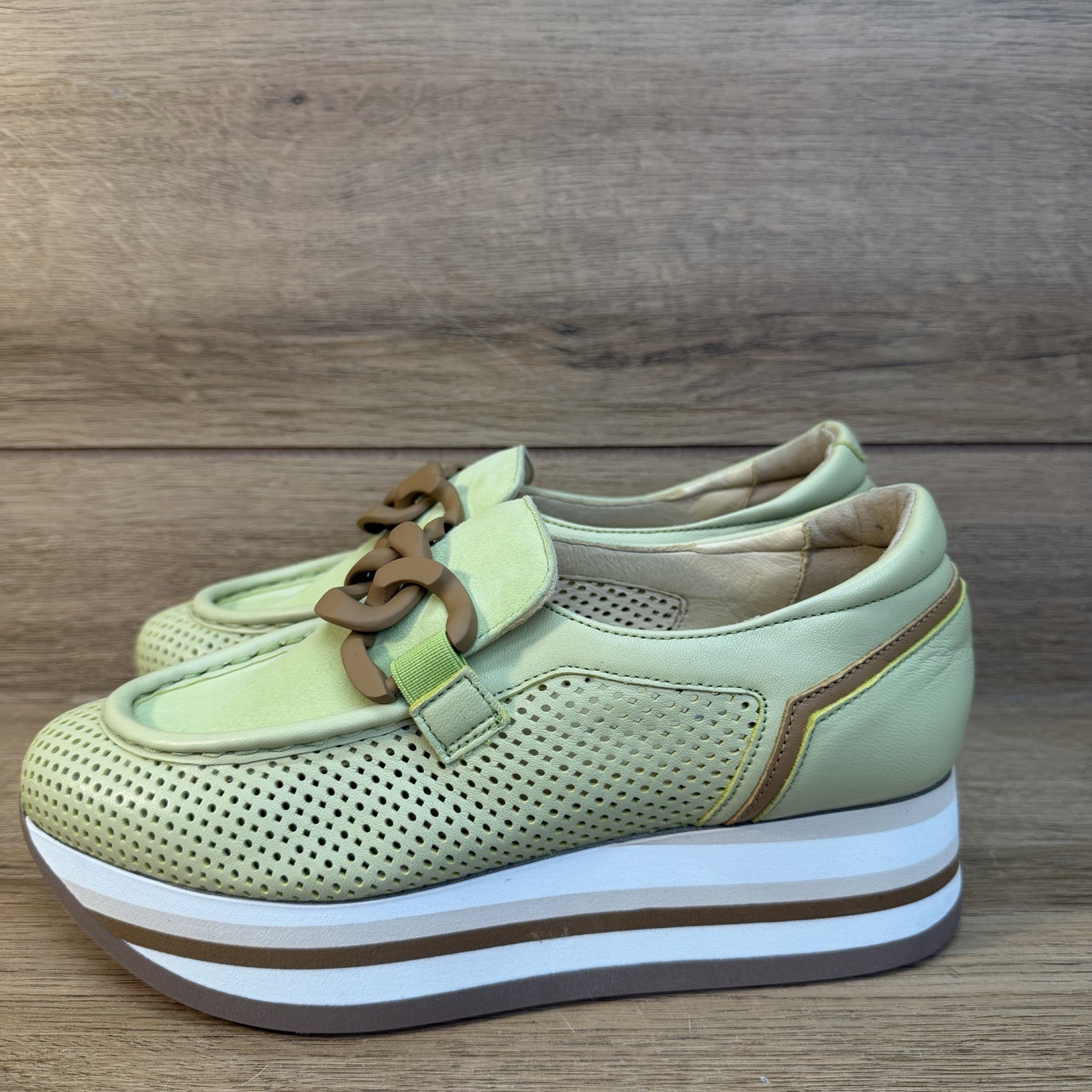 Softwaves Cadie Slip On Suede Platform Shoes Sz 36 US 5.5 Chain Green $350