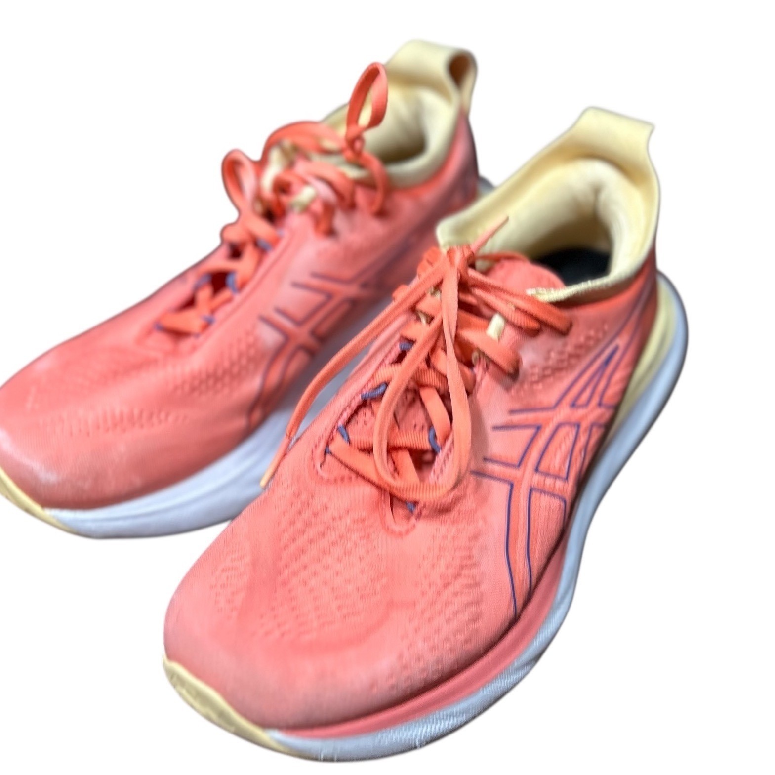 ASICS GEL NIMBUS 25 Coral Running Shoes Women Size 9 gLightweight Comfort