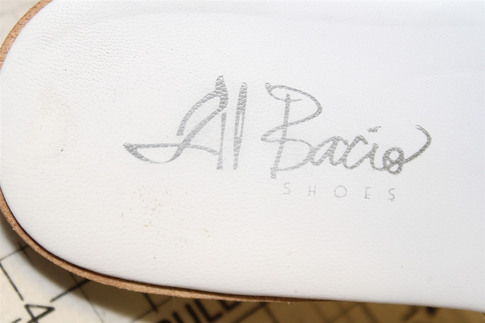 Al Bacio Buttercream Leather Toe Post Slides Italy Made Womens 9 39 Shoes D057