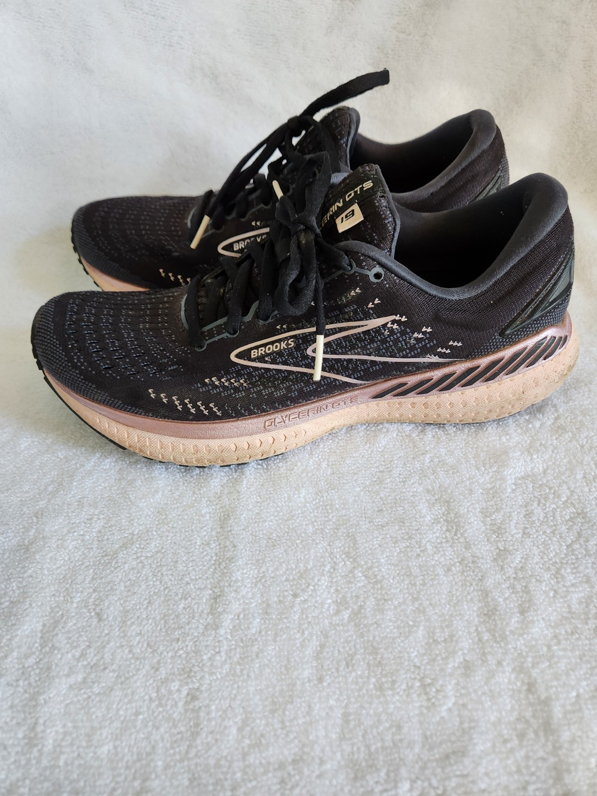 Brooks Women’s Glycerin GTS 19 1203441B074 Black Running Shoes Sneakers Size 9.5