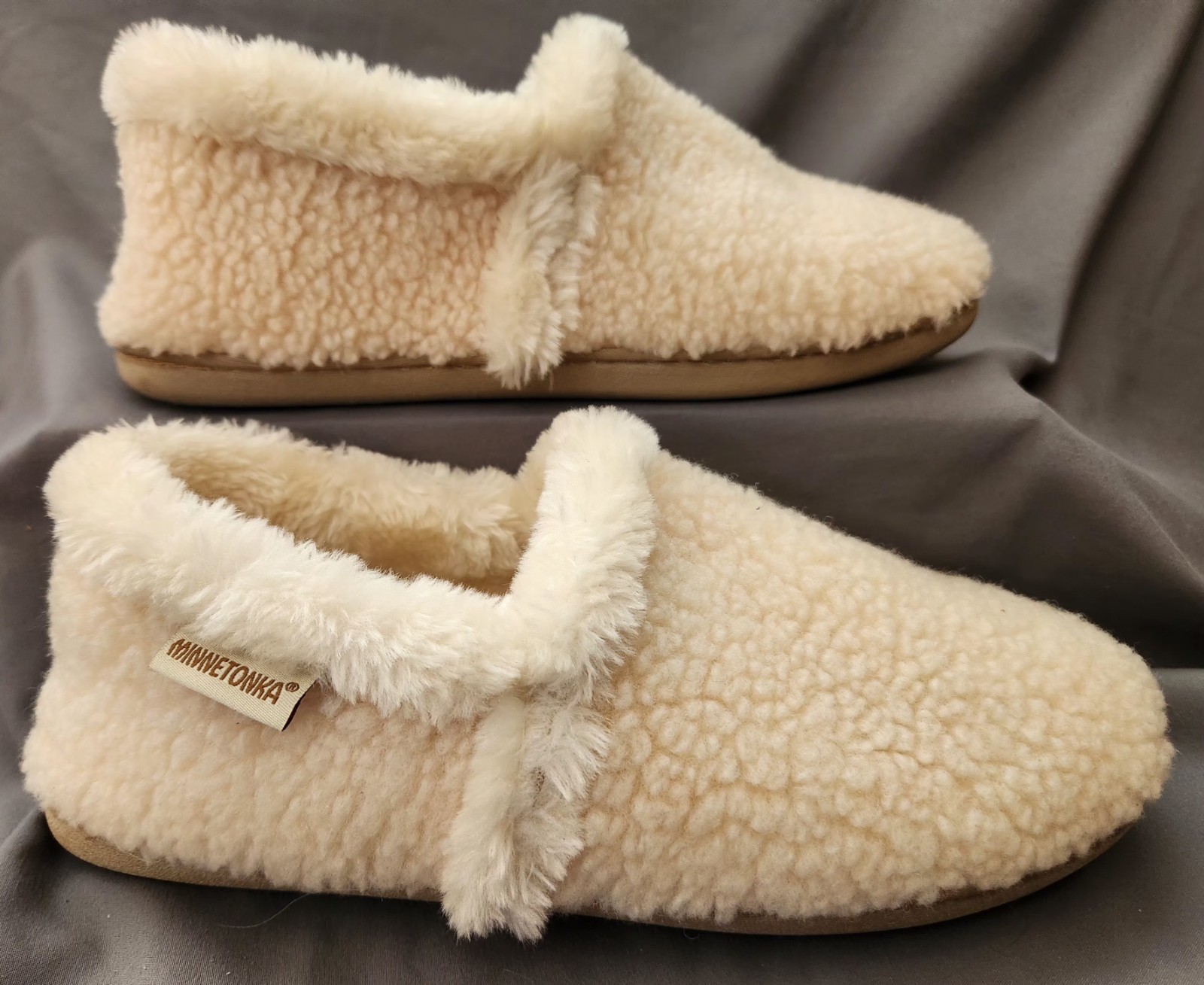 XL 9.5-10.5 MINNETONKA DINA House Slippers Womens Beige Faux Fur Lining Comfy