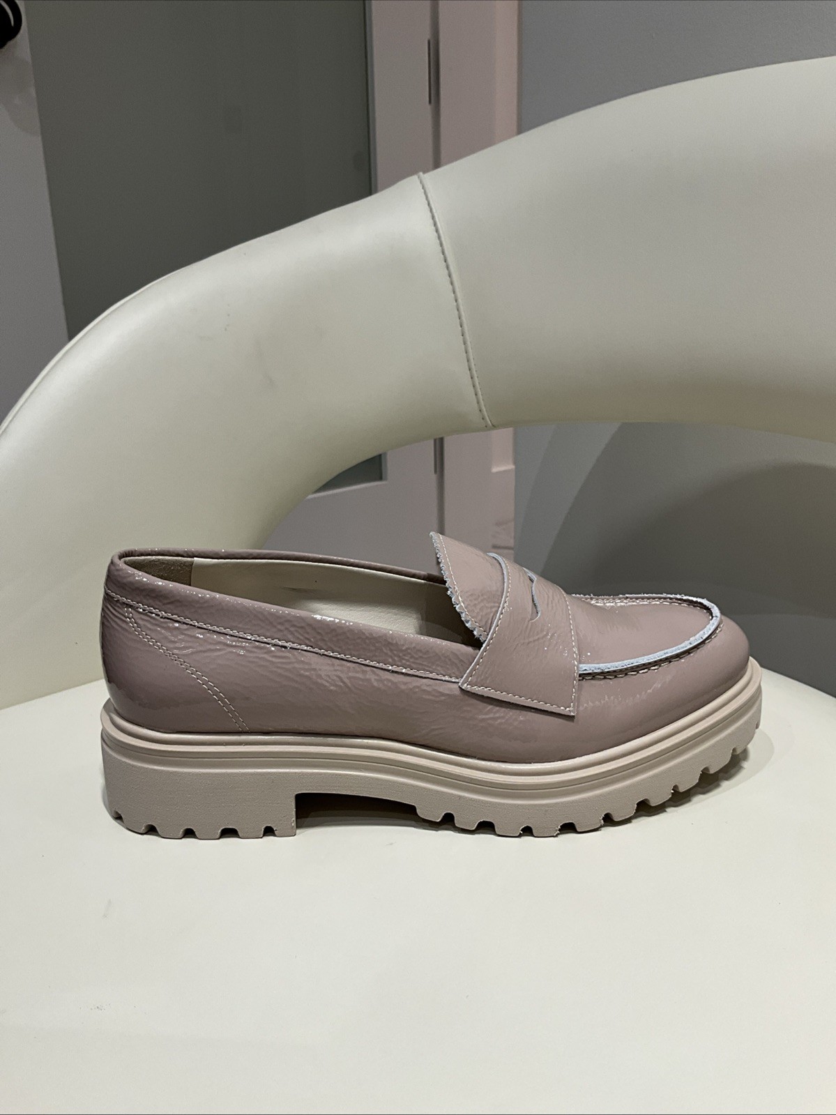 VSL Tan Patent Leather Loafer Shoes Women’s Size 36 Made In Italy New with Box