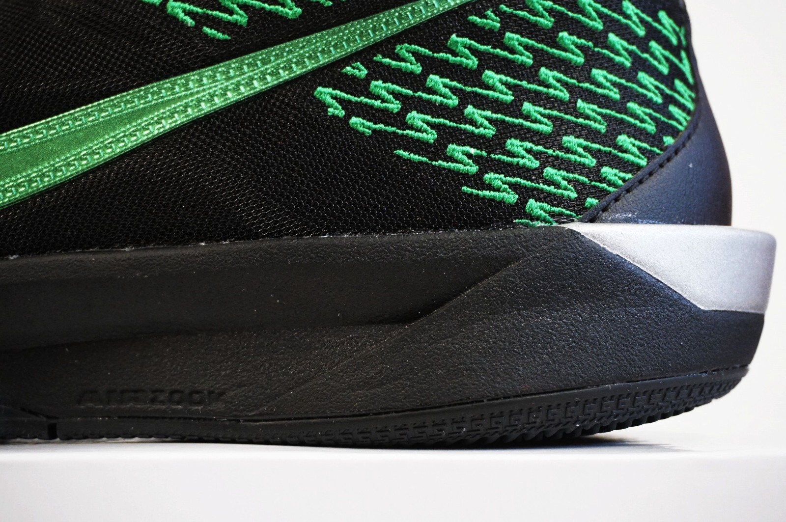 Nike WMNS Sabrina 2 Basketball Celtics Rice Black Green HF0670-900 M12.5/W14 EL