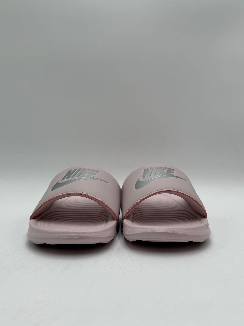 Nike VICTORI ONE SLIDE Women’s NEW Sandal Pink Multiple Sizes
