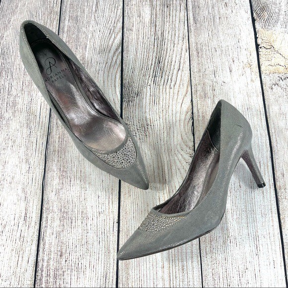 Adrianna Papell Silver Stiletto Heels Formal Cocktail Attire Size 8M