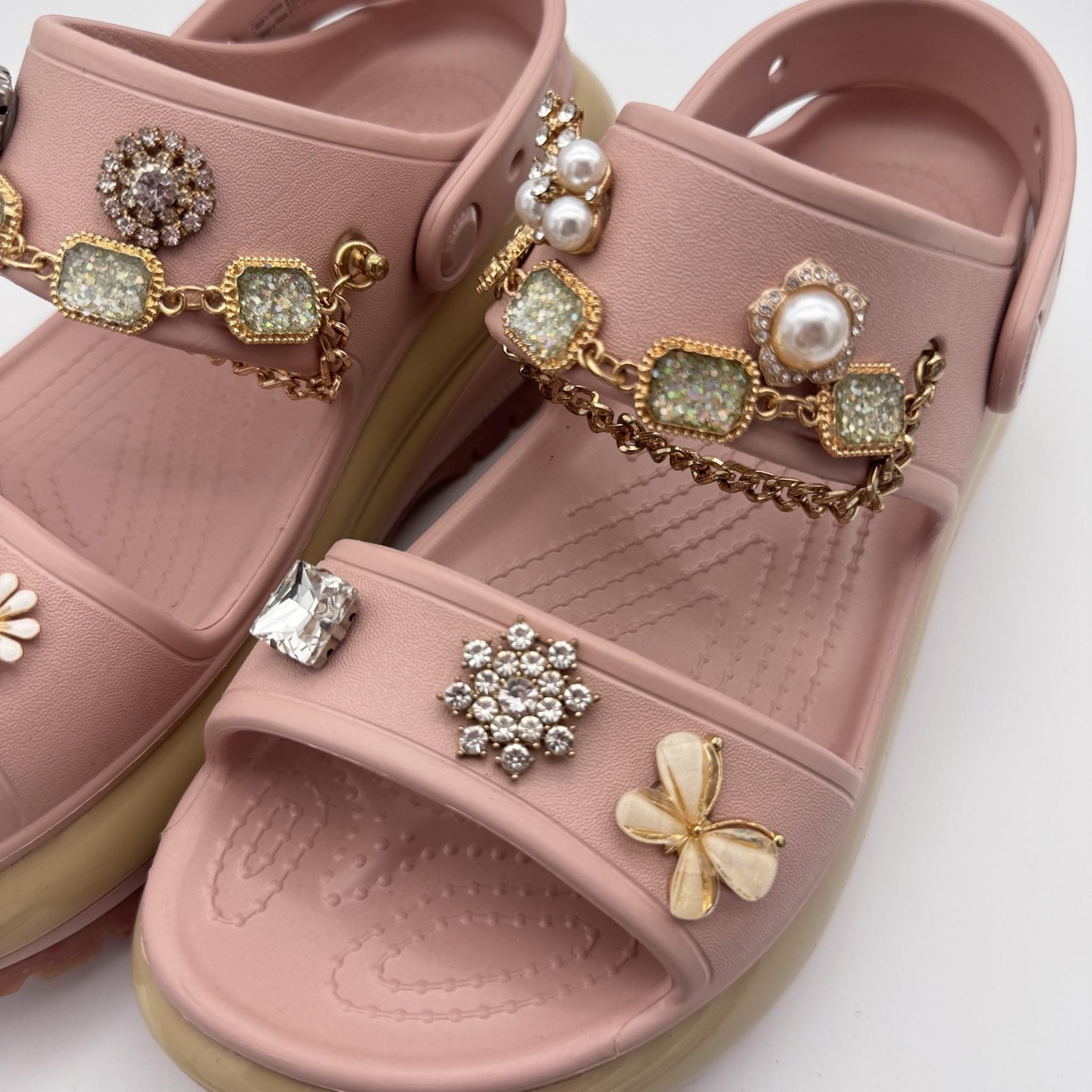 Crocs Mega Crush Sandals Womens Size 9 Rhinestone Jibbitz Charms Bling Chunky