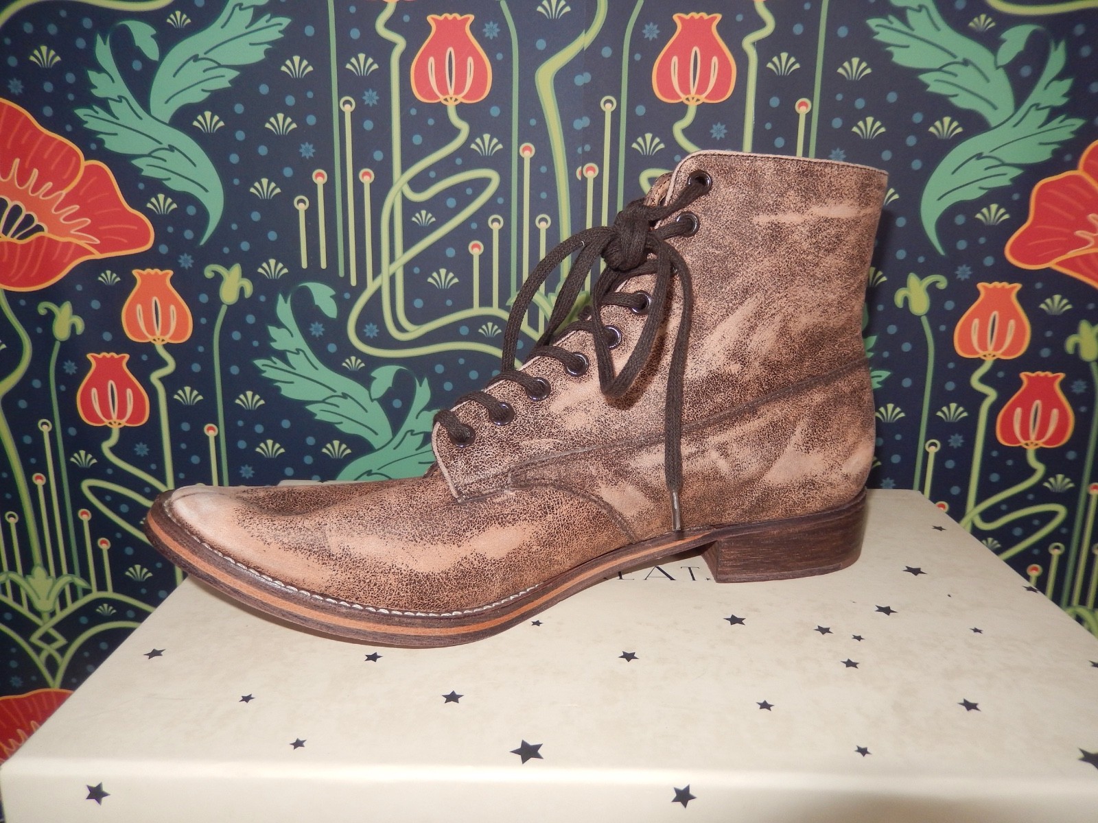 The Great. Brown Distressed Leather Boots Workwear Granny Lace Up Boxcar Vintage