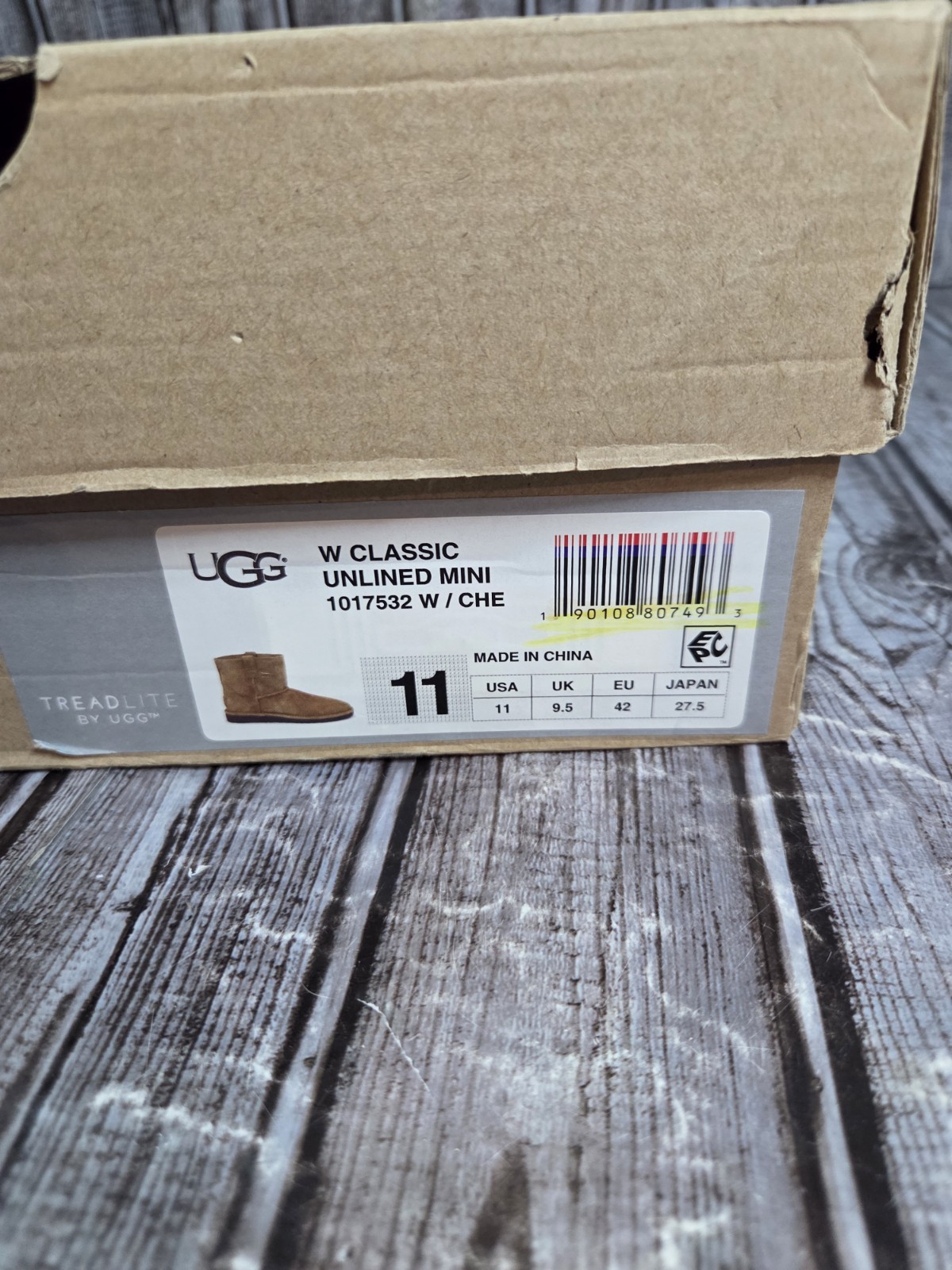 UGG Women’s Classic Unlined Mini Chestnut Brown Leather Ankle Boots Size 11