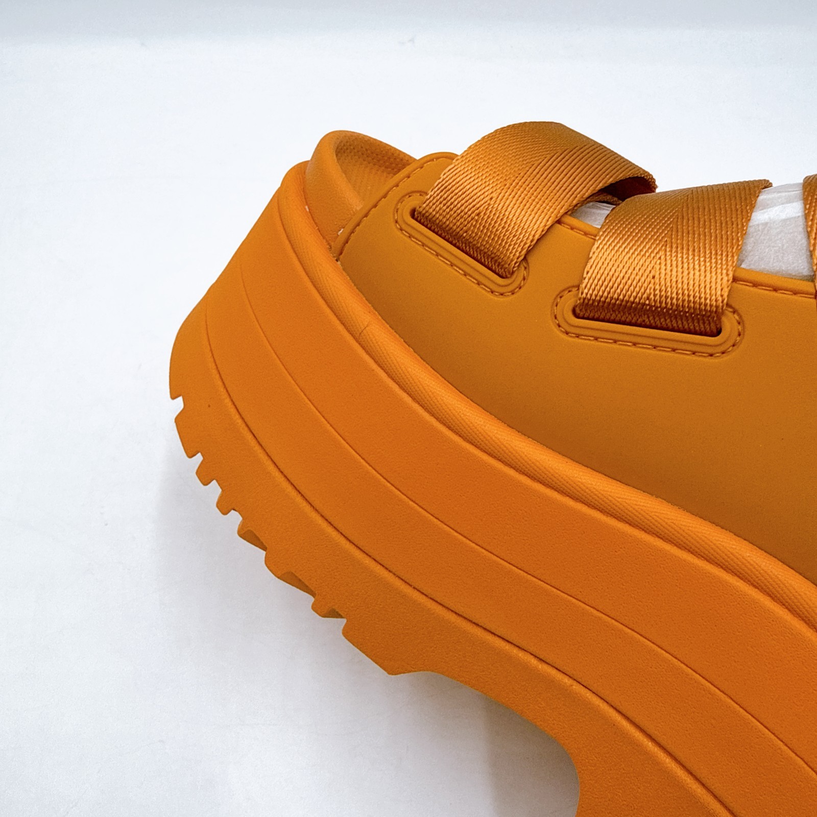 UGG WMNS GOLDEN RISE Dark Apricot 1167431-DCT Sandals Women’s Size US 5 – 8 New