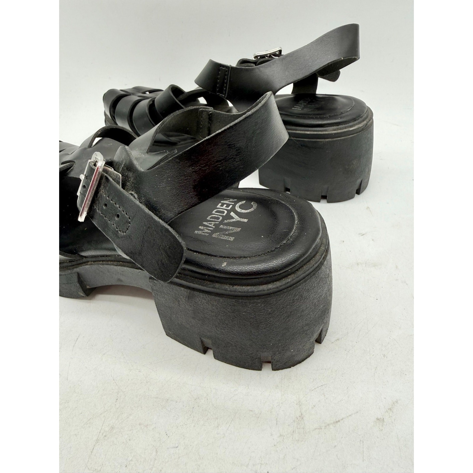 Madden NYC Black Chunky Fisherman Platform Sandals Lug Sole Women’s 8.5