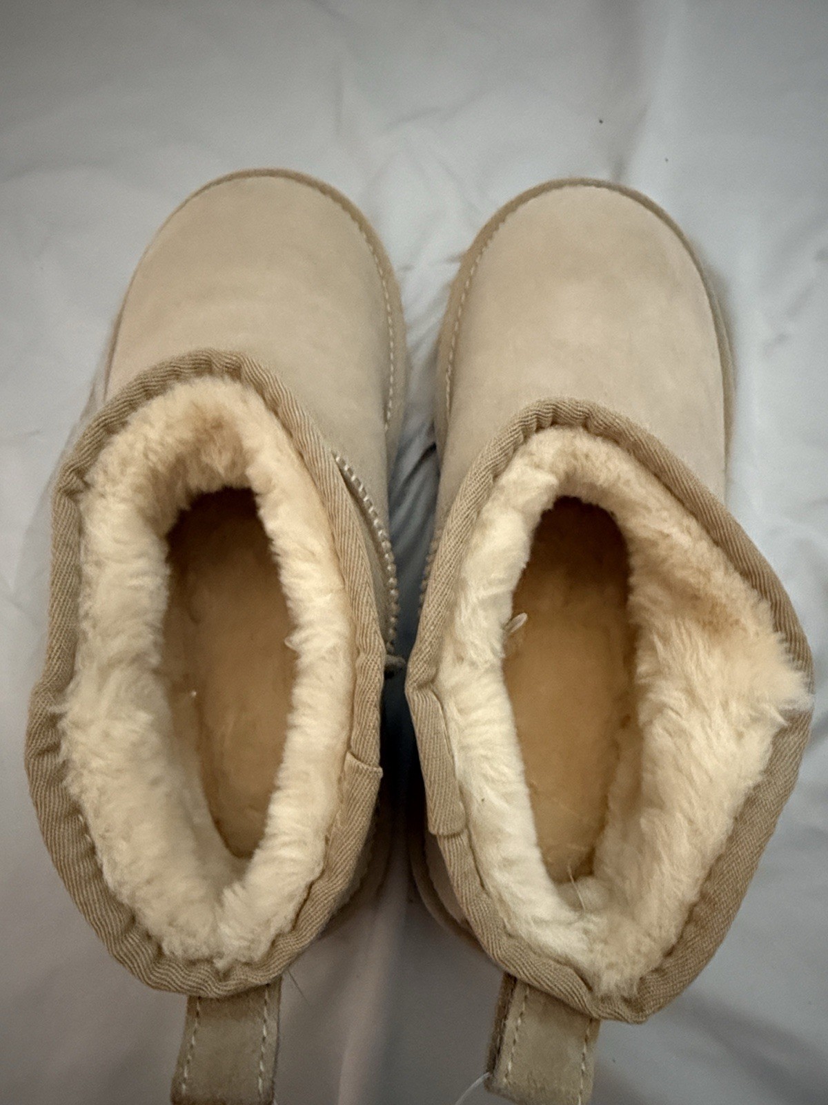 UGG Ultra mini Unisex Womens US 12 Beige Suede Faux Fur Lined Bootie Pull-On